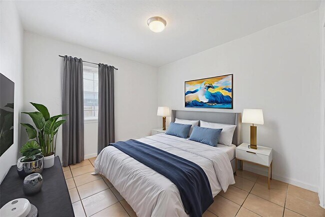 Foto del edificio - 8212 Sam Rayburn Dr