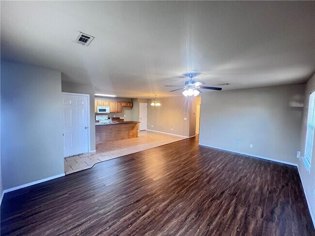 Building Photo - 1059 Terry Ln