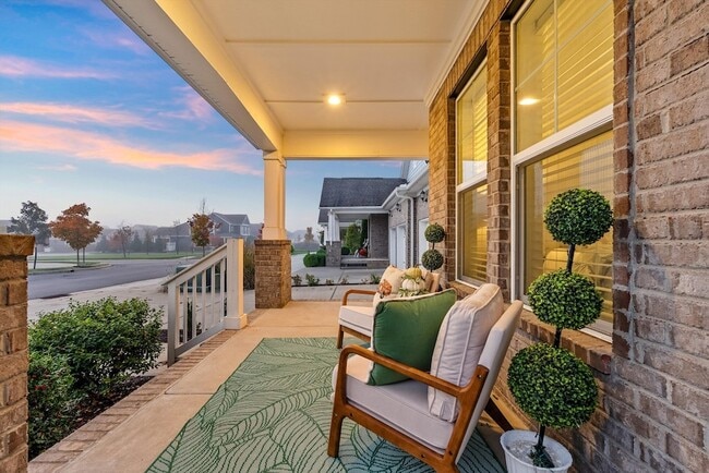 Foto del edificio - 250 Tanglewood Ln