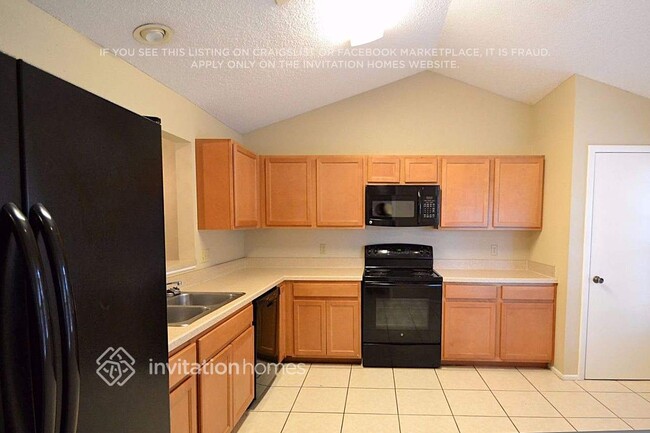 Building Photo - 6608 Whirlaway Cir