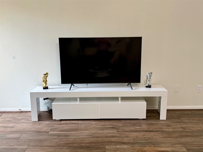 Foto del edificio - 142 E Spindle Tree Cir