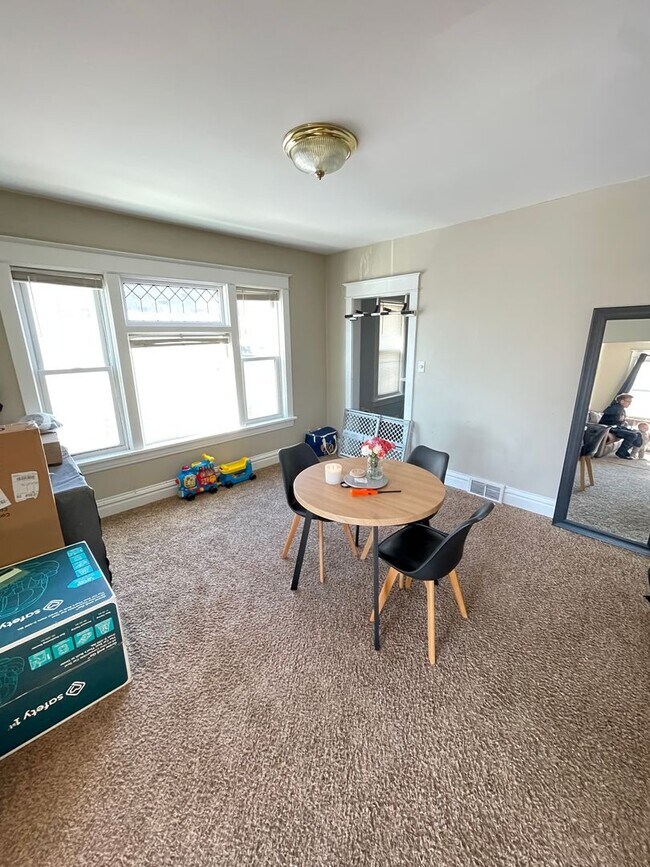 Foto del edificio - 510 N 23rd Ave W