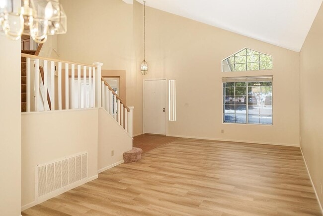 Building Photo - 1512 Siberian Ct