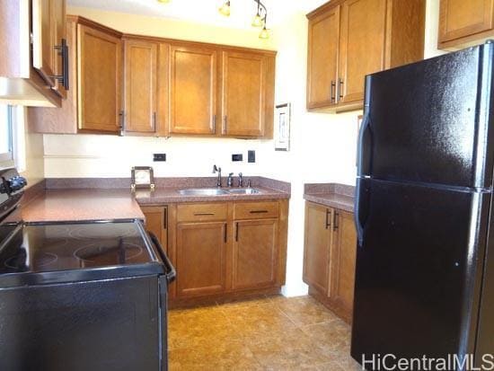 Building Photo - 2740 Kuilei St