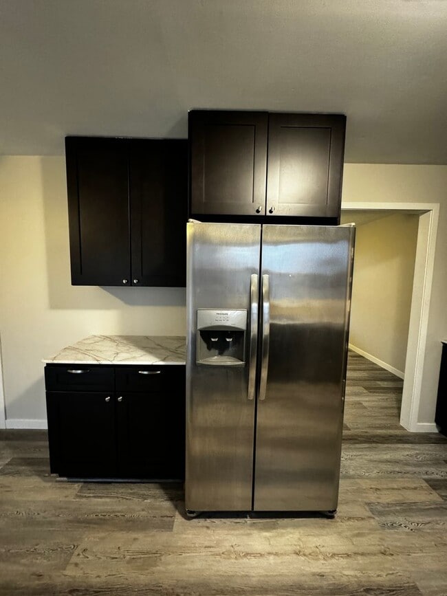 Building Photo - Country Living with a 3-Bedroom, 2-Bath Ho...