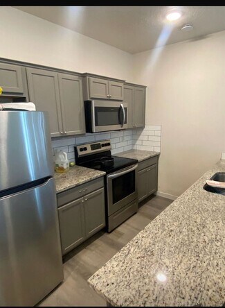 Building Photo - 2303 E Spice Lp