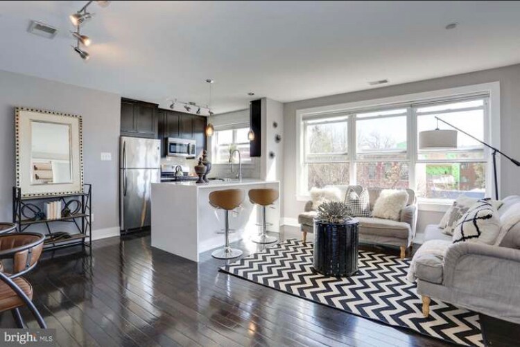 Foto principal - 626 Independence Ave SE