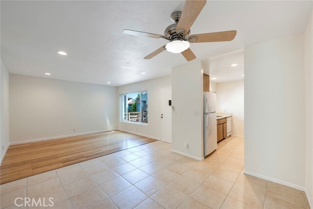 Building Photo - 986 S Citron St