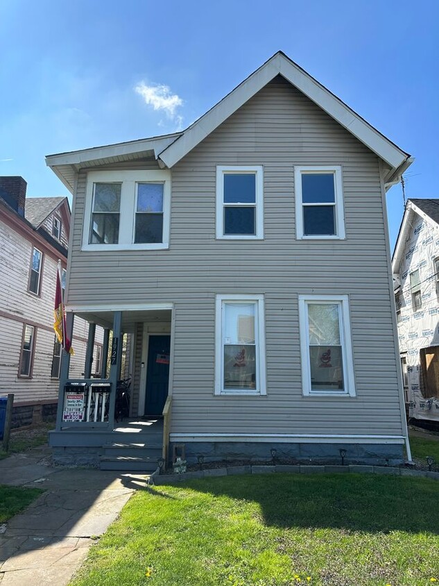 2101 W 95th St, Cleveland, OH 44102 Townhome Rentals in Cleveland OH