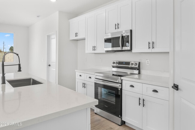 Foto del edificio - 3430 W Colusa Dr