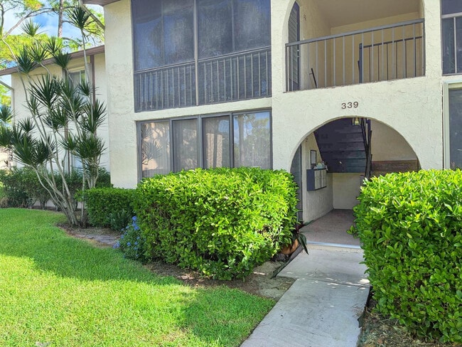 Building Photo - 339 Knotty Pine Cir