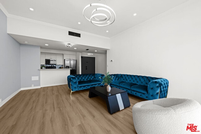 Building Photo - 10535 Wilshire Blvd