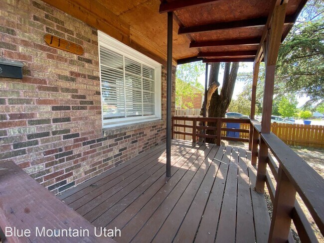 Building Photo - 5 br, 2 bath House - 1123 E 30th St