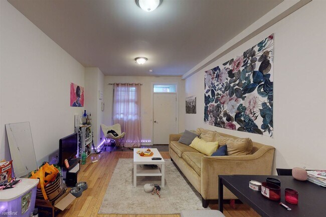 Foto del edificio - 4 br, 2 bath Duplex - 1915 N 18TH ST Unit 101