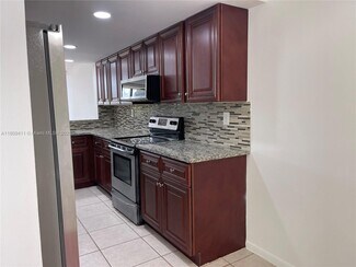 Building Photo - 2961 SW 87th Ave