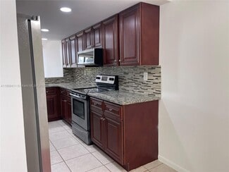 Building Photo - 2961 SW 87th Ave