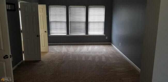 Foto del edificio - 5501 Swanson Rd