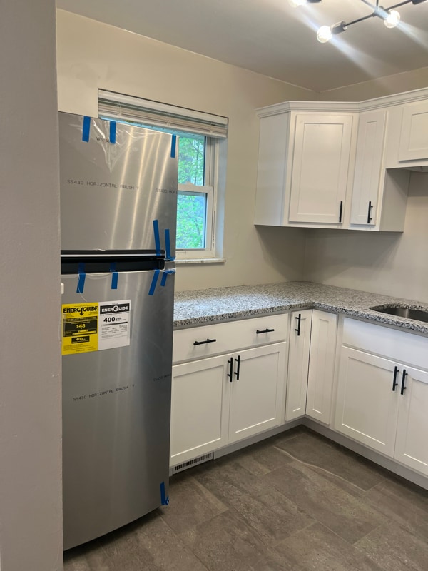 Building Photo - 7901 Camargo Rd