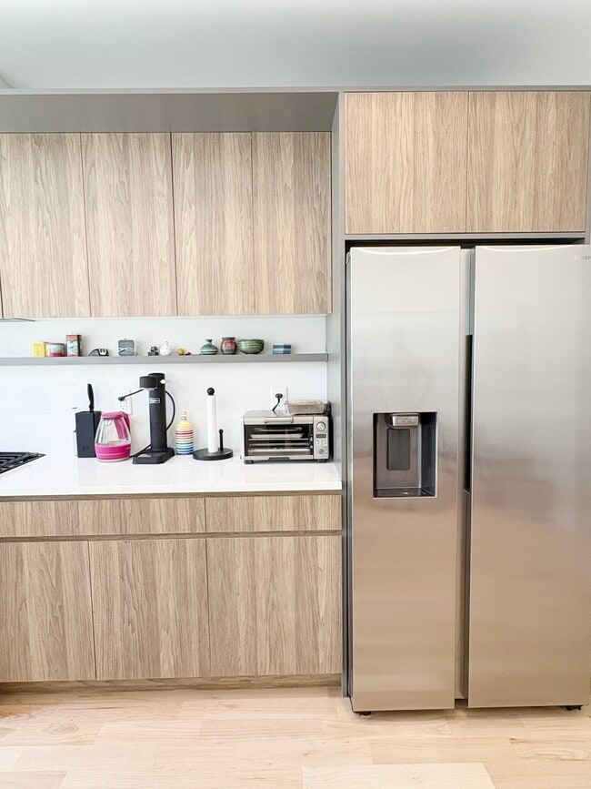 Building Photo - 431 Palisade Ave