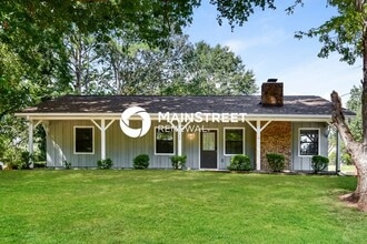 Building Photo - 2755 Stanton Woods Dr SE