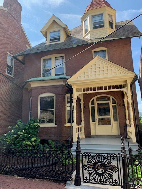 Primary Photo - 49 W Church St