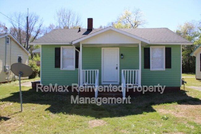 Building Photo - 1510 Koger St