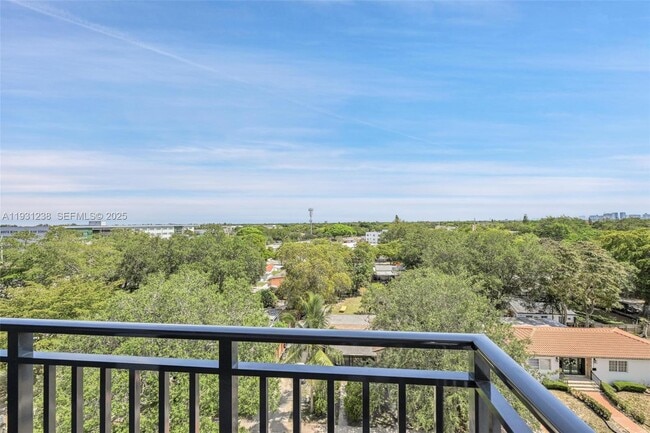 Foto del edificio - 840 NE 130th St