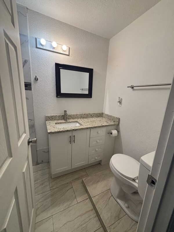 Foto del edificio - 1624 Coral Way