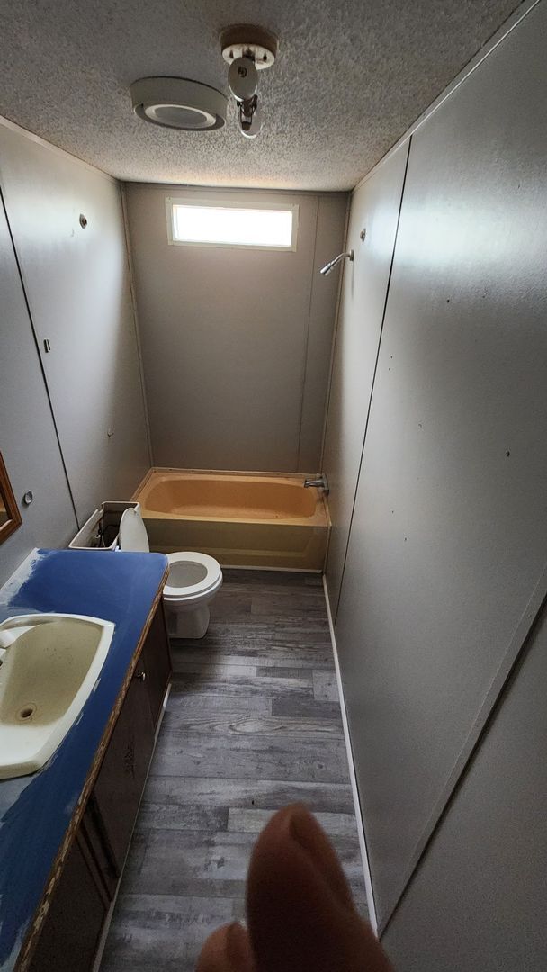 Foto del edificio - 3 Bedroom Home -ALL UTILITIES INCLUDED!