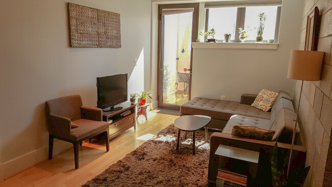 Foto del edificio - 2117 10th St NW