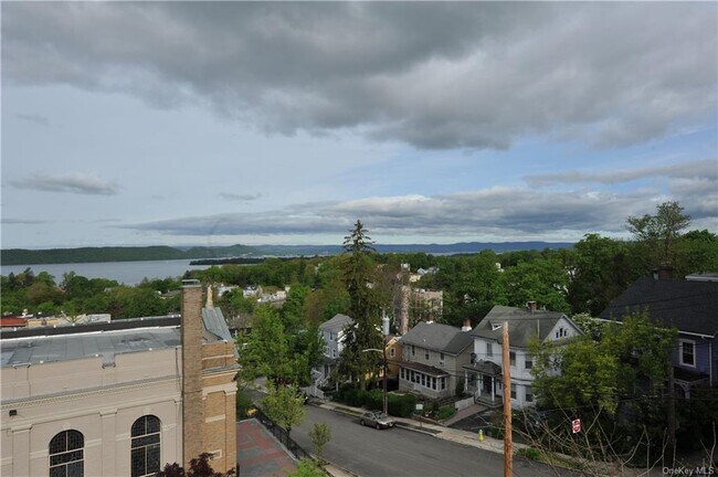 Foto del edificio - 22 Eastern Ave