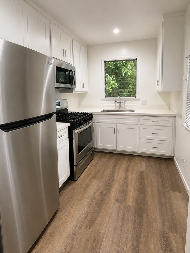 Foto del interior - 11923-27 Venice Blvd
