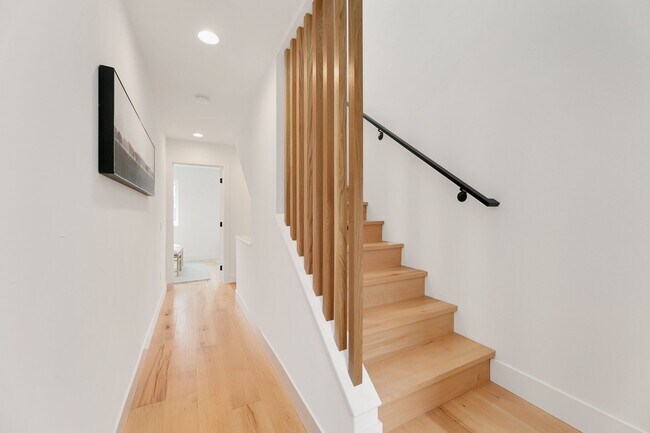 Foto del edificio - 7033 35th Ave NE