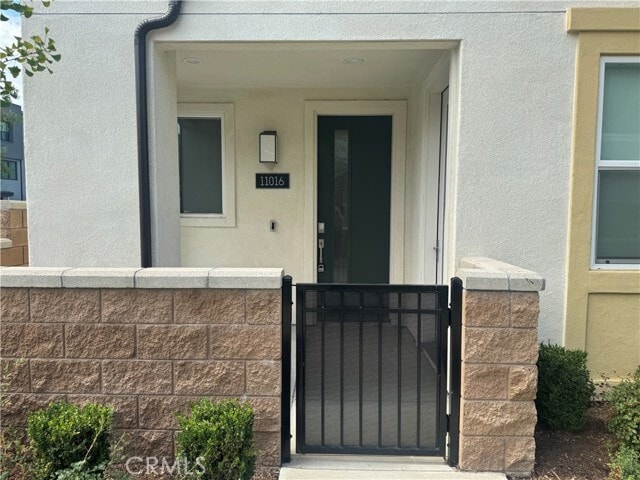 Building Photo - 11016 Summertree Dr