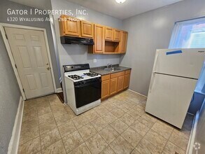 Building Photo - 4320 Wyalusing Ave