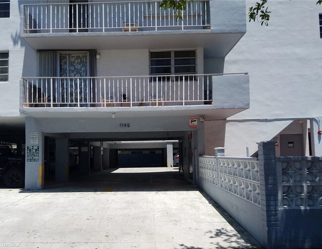 Foto del edificio - 1145 Normandy Dr