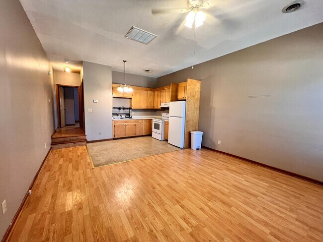 Foto del edificio - 4921 Fairground Rd