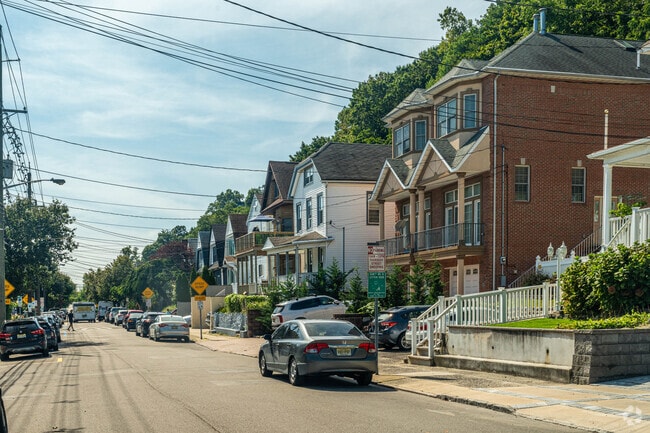 There are a wide variety of home styles in Edgewater.