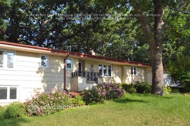 Building Photo - 4648 Caribou Dr
