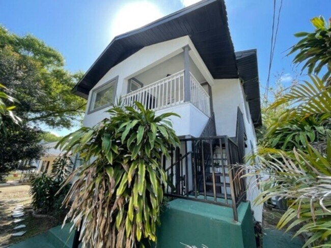 Building Photo - Beautiful remodeled home in historic Ybor ...