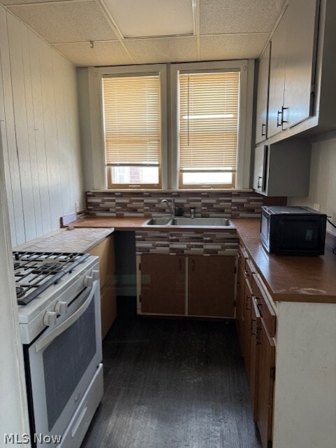 Building Photo - 29435 Euclid Ave