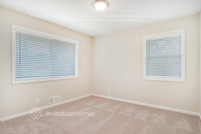 Foto del edificio - 5795 Deerfield Trail