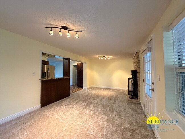 Foto del edificio - Lovely 4 Bedroom Home Close to Ferry Park