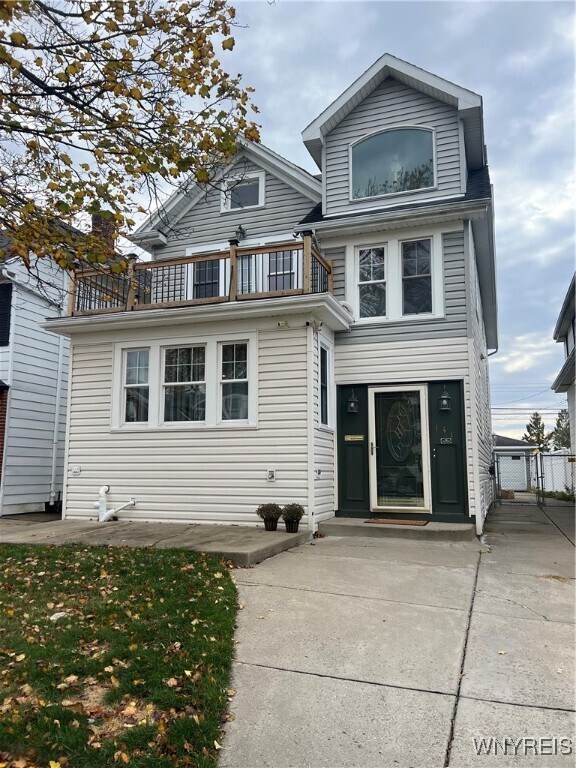 Foto principal - 141 Nassau Ave