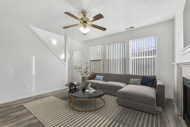 Building Photo - Sugar Street Townhomes