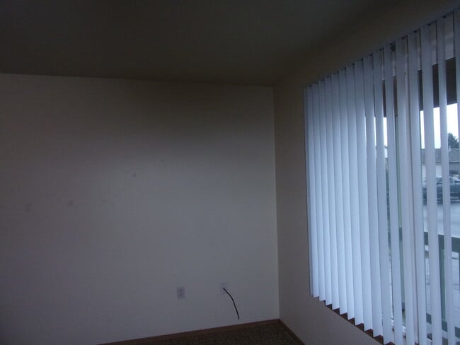 Building Photo - 2295 Monticello St