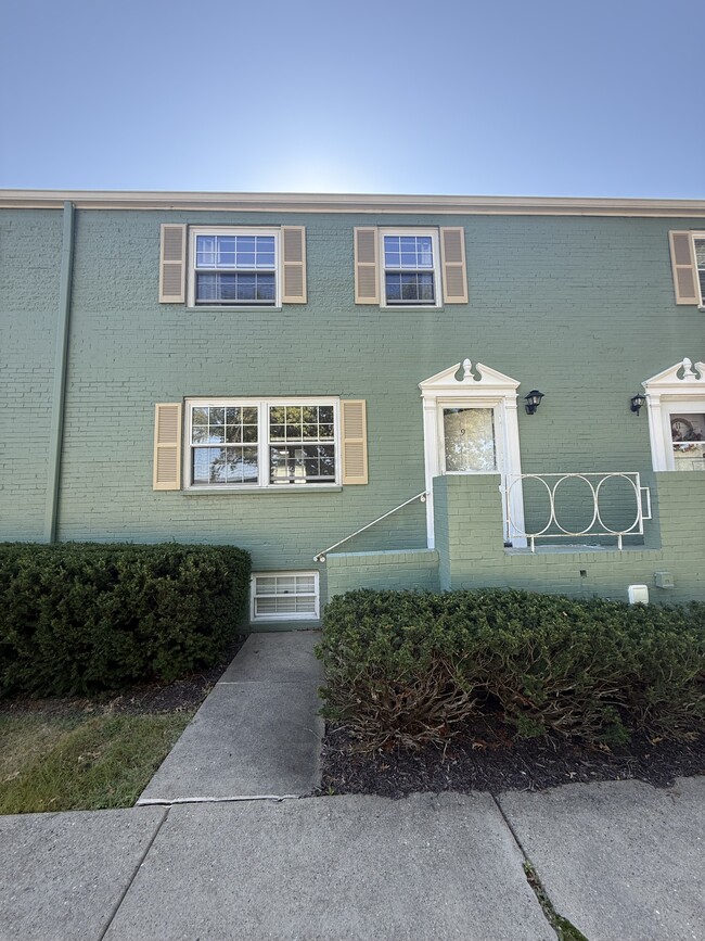 Photo - 9 Chapel Dr House