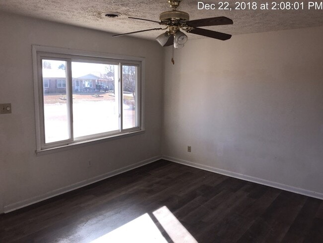 Building Photo - 6506 Delliert Ct