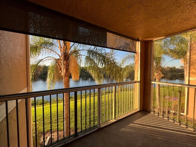 Building Photo - Portofino of jensen Beach