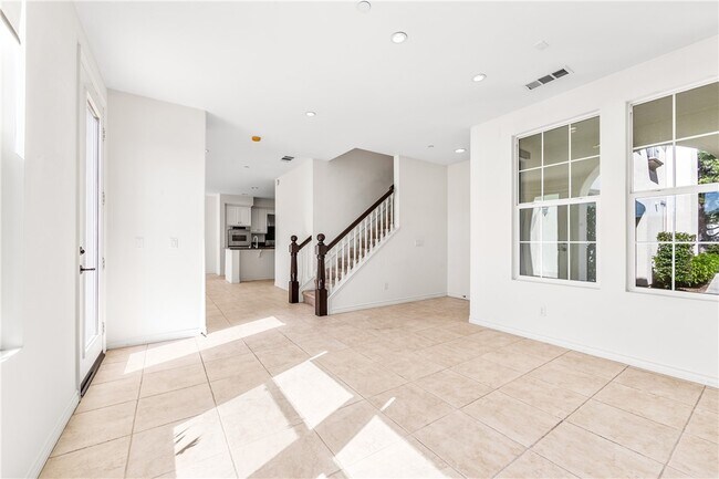 Building Photo - 7292 Ainsley Dr